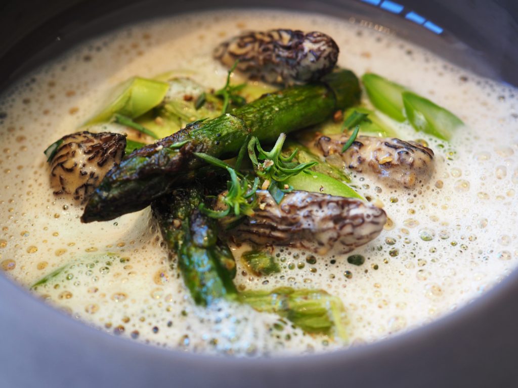 asperges morillesmin Le Mas Bottero